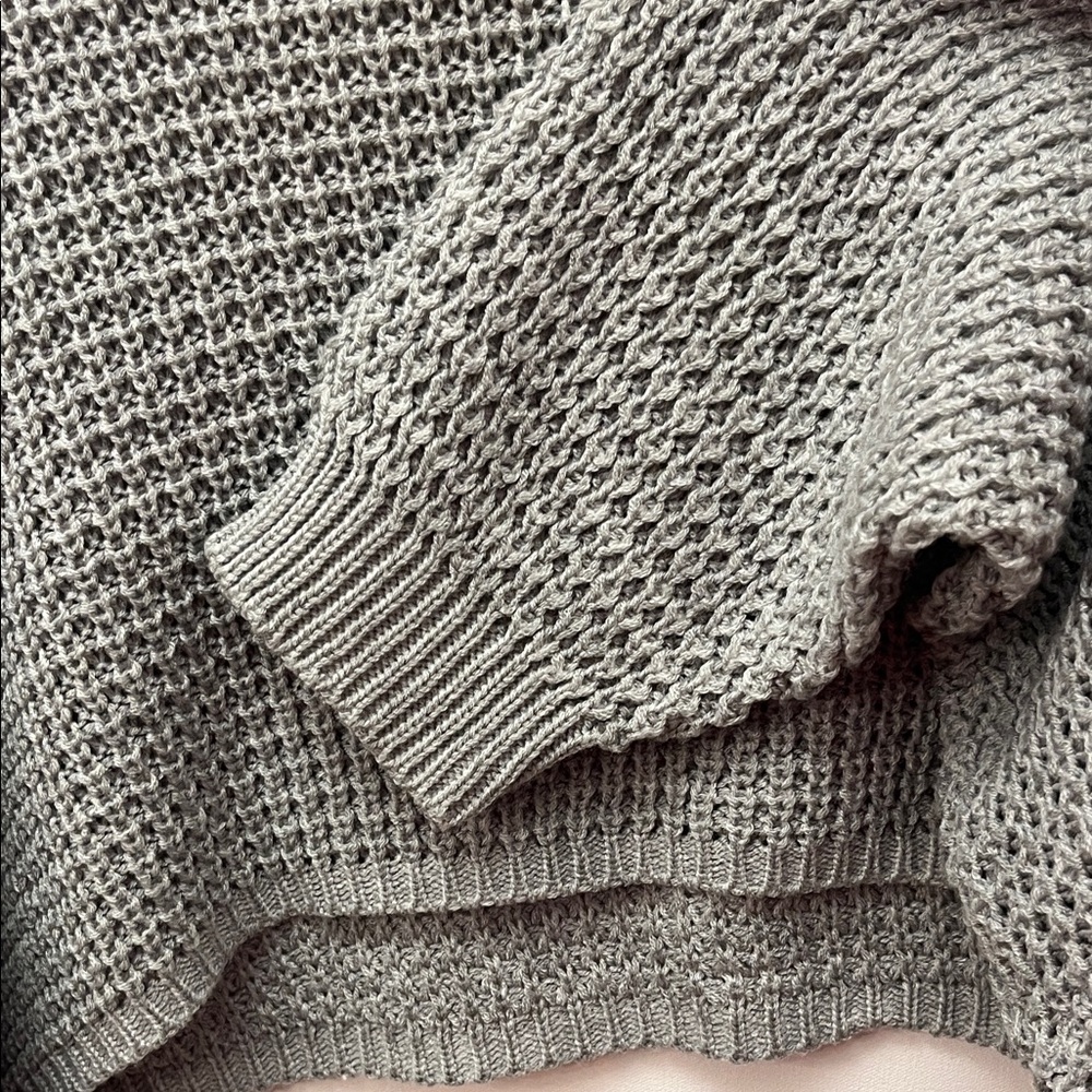 Boohoo Cropped Charcoal Waffle Knit Sweater - Picture 6 of 9